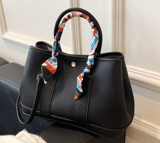 New Fashion Women's Bags Shoulder Crossbody Tote Bags Wild Garden Bags Handbags Shopping Bags